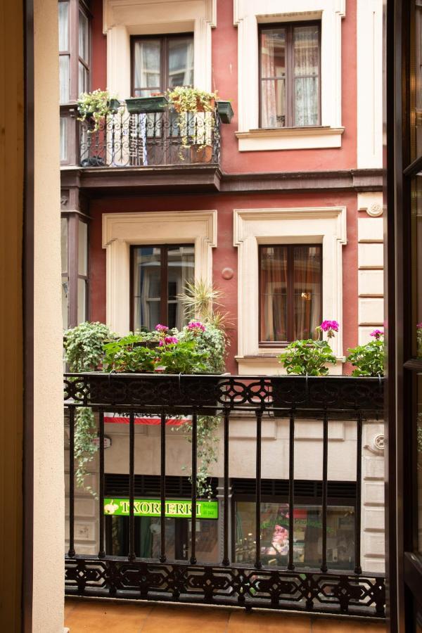 빌바오 Acogedor Apartamento En El Centro Del Casco Viejo 아파트 외부 사진
